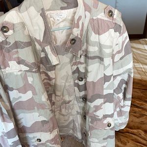 Oversized Maurice’s camo pink jacket